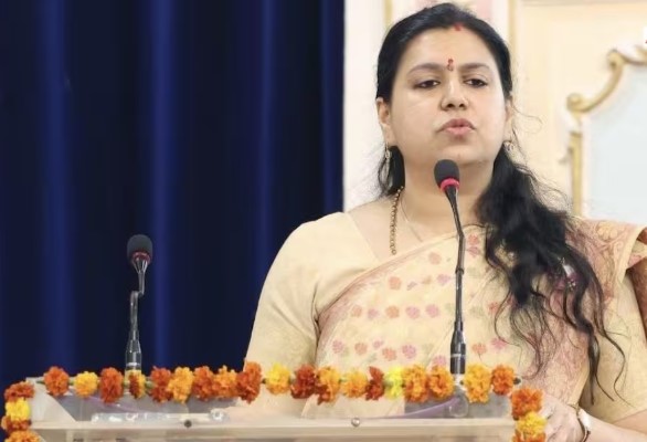IAS Divya Mittal’s resignation accepted, speculation grows over Mirzapur politics IAS Divya Mittal’s resignation accepted, speculation grows over Mirzapur politics