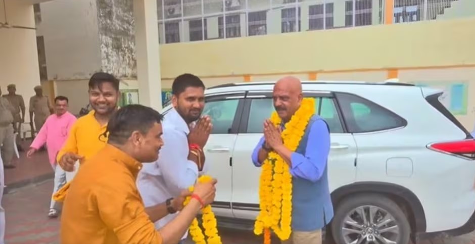 After National Service, Jitendra Mishra Reaches Ayodhya to Serve Ram Devotees
