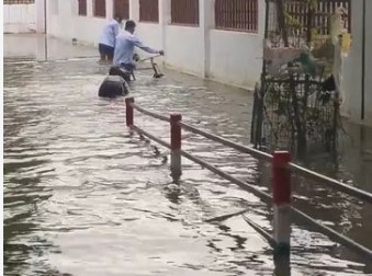 Heavy Rain, Hail Disrupt Life Across Parts of North India