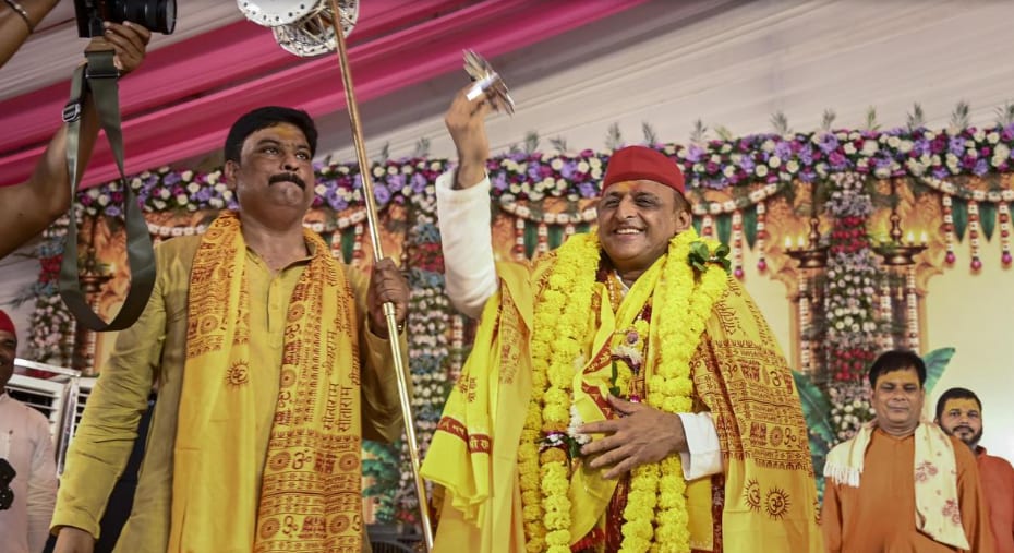 Akhilesh Yadav Challenges Yogi To Contest From Ayodhya Akhilesh Yadav Challenges Yogi To Contest From Ayodhya