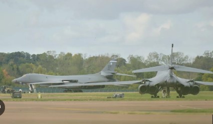 US Bombers Leave British Airbase Amid Suspected Terror Plot Probe