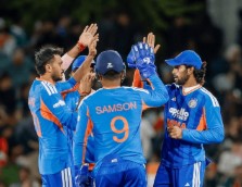 New Zealand lose third wicket as score reaches 158/3 against India