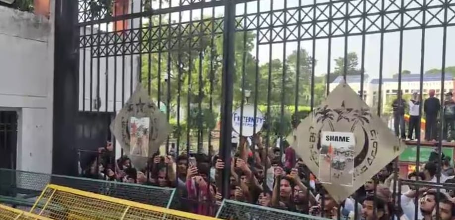 Jamia agrees to student union polls, deadlock over date remains
