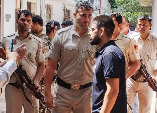 Salman Threats, Kapil Cafe Firing: Full Timeline of Alleged Attacks