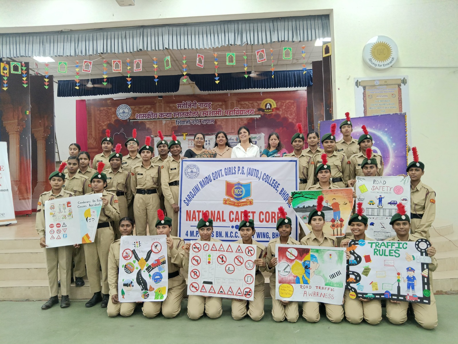 Road safety and traffic awareness programme held at Bhopal college