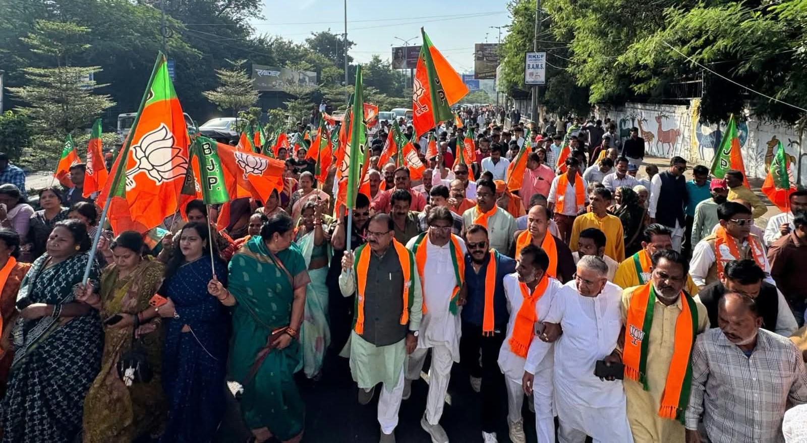 Seva Jyoti Yatra Taken Out Under Bhagwandas Sabnani’s Leadership in Bhopal