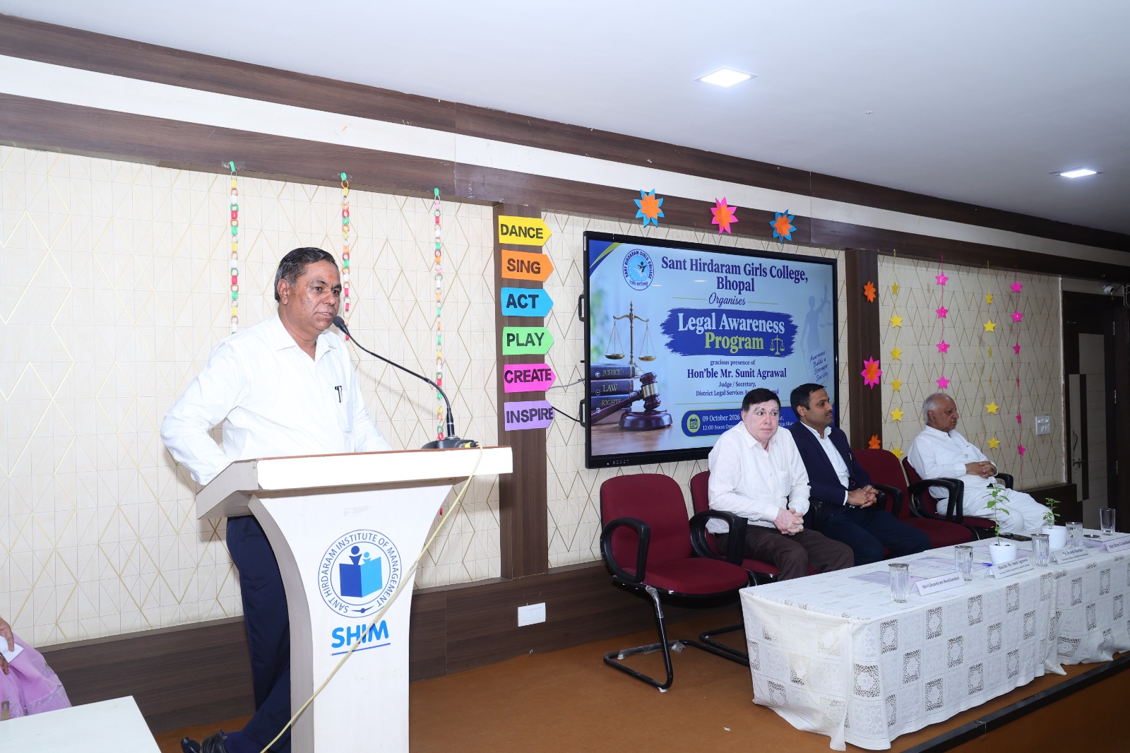 Legal awareness programme held at Sant Hirdaram Girls College in Bhopal Legal awareness programme held at Sant Hirdaram Girls College in Bhopal