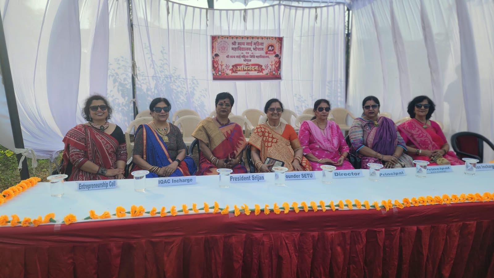 Garba festival and stall exhibition blend tradition with entrepreneurship in Bhopal