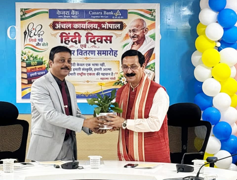 Hindi Has Become a Global Language, Says Prof. Sanjay Dwivedi Hindi Has Become a Global Language, Says Prof. Sanjay Dwivedi
