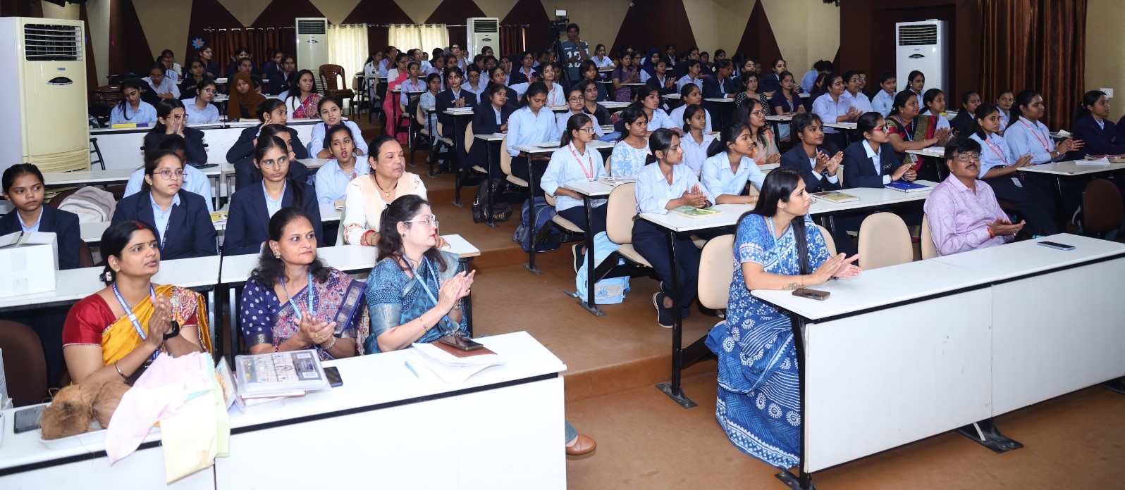 Legal awareness programme held for students at Sant Hirdaram College