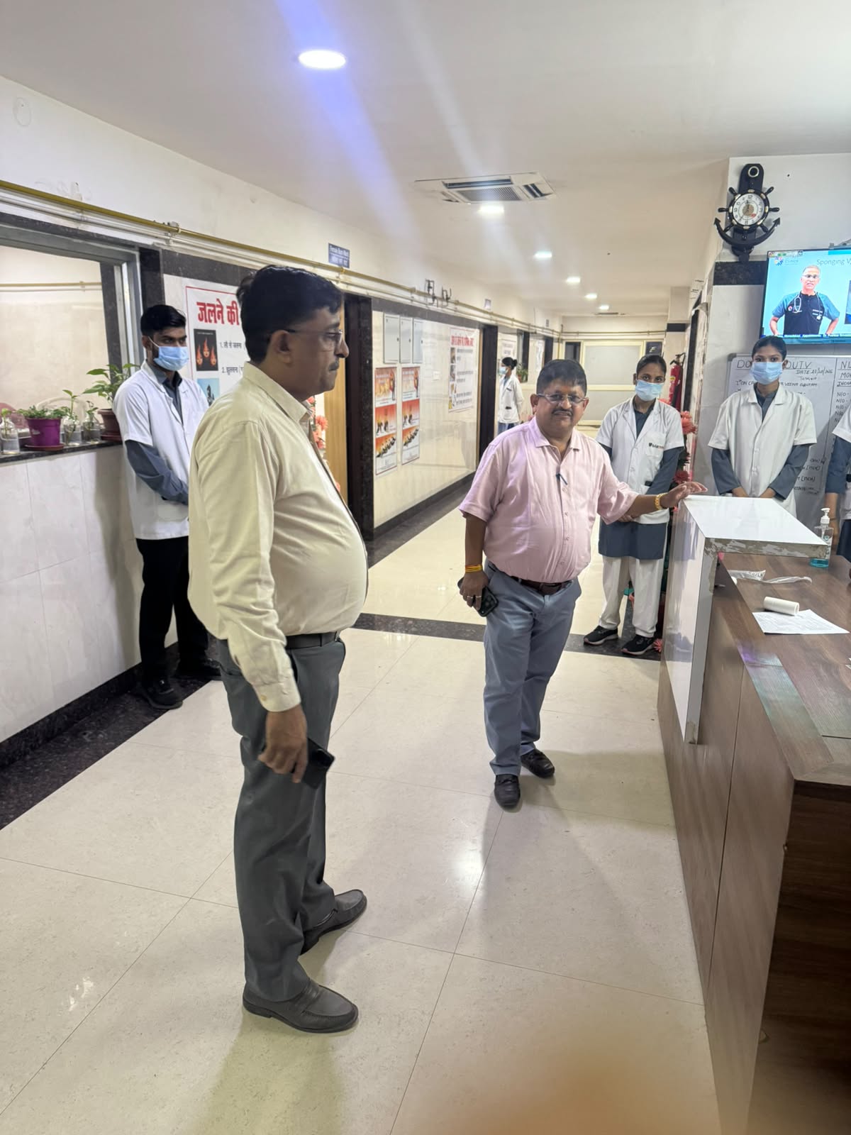 CMHO reviews winter medical arrangements at Hamidia Hospital in Bhopal CMHO reviews winter medical arrangements at Hamidia Hospital in Bhopal